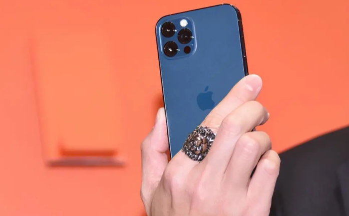 裕华苹果手机维修分享iPhone12系列重启方法教程 